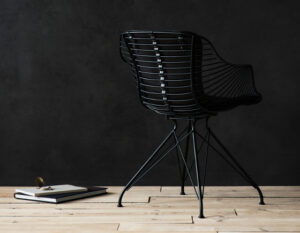 WIRE CHAIR