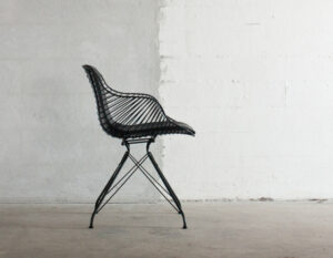 WIRE CHAIR