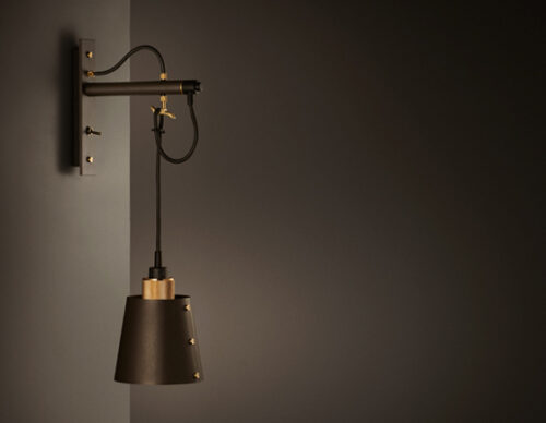 HOOKED WALL SHADE SMALL