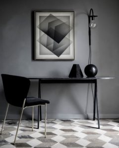 SAW DESK