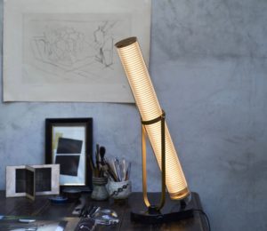 Dis-inredning-bordslampa-la-lampe