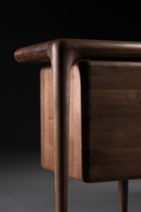 LATUS SIDEBOARD
